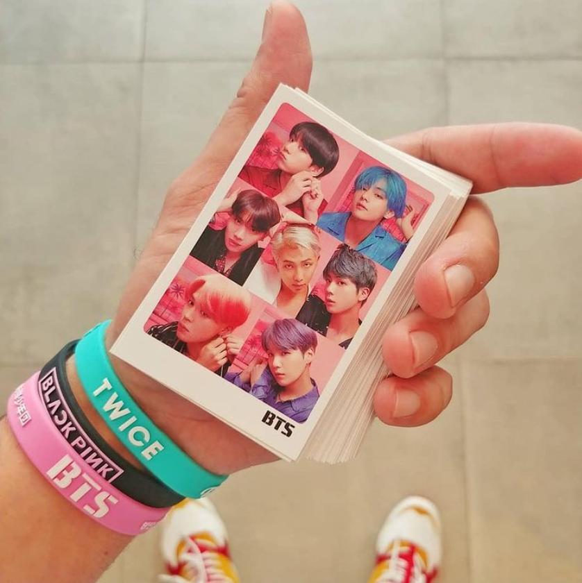 KPOP Merchandise – ASAK Supermarket