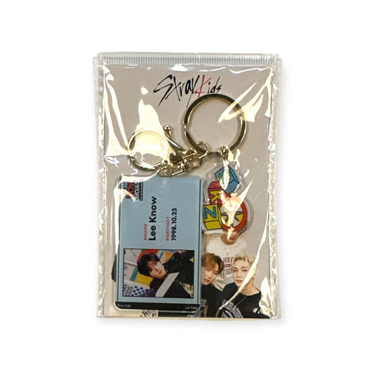 STRAYKIDS WORLD KEYRING- LEE KNOW